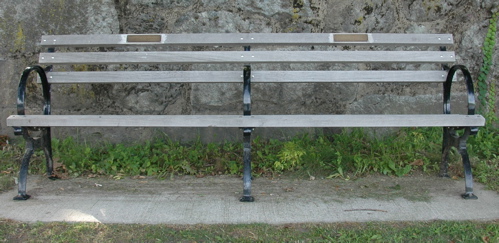 Bench dialogue