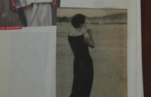 Dress with long curve